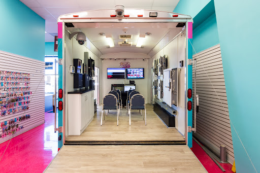 Locksmith «Crest Lock Co. Inc.», reviews and photos, 10015 Pulaski Hwy, Middle River, MD 21220, USA