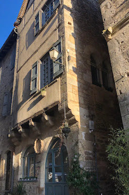 Hébergement Caylus - Le Numéro Un à Caylus