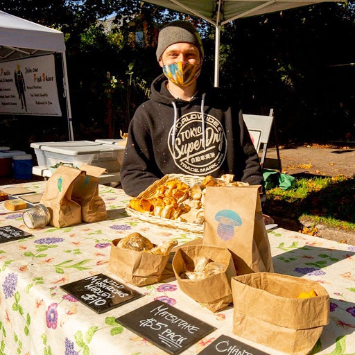 Grocery Store «Red Barn Natural Grocery», reviews and photos, 357 Van Buren St, Eugene, OR 97402, USA