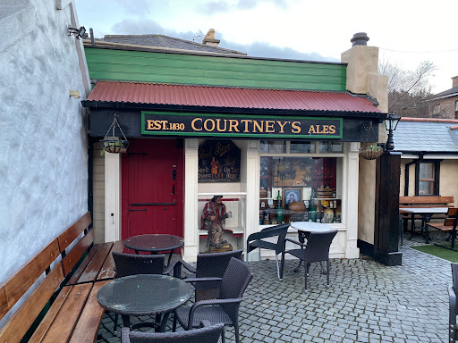 Courtney's of Lucan