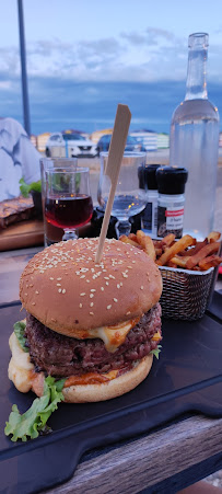 Hamburger du Restaurant La Bouche Rit à Fleury - n°11