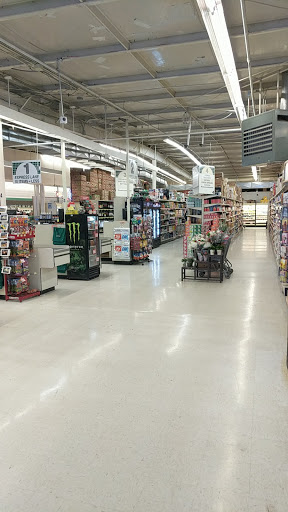 Grocery Store «Town & Country Foods», reviews and photos, 219 N 19th Ave, Bozeman, MT 59718, USA