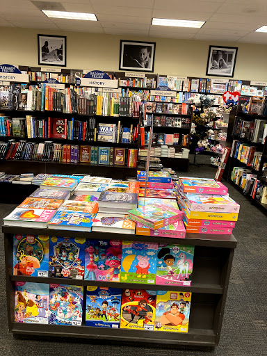 Book Store «Books-A-Million», reviews and photos, 500 Southpark Center, Strongsville, OH 44136, USA