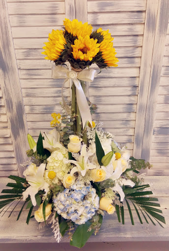 Florist «Summer Breeze Flowers & Gifts», reviews and photos, 9700 Medlock Bridge Rd #180, Johns Creek, GA 30097, USA