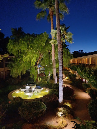 El Pueblo Inn image