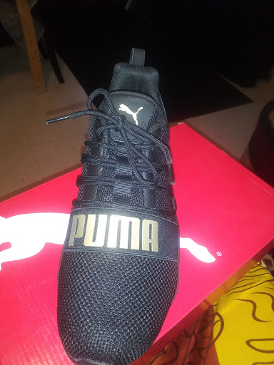 Shoe Store «Famous Footwear», reviews and photos, 2101 Elmwood Ave, Buffalo, NY 14207, USA