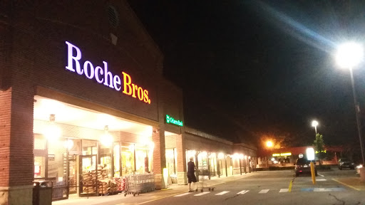 Supermarket «Roche Bros. Natick», reviews and photos, 150 W Central St, Natick, MA 01760, USA