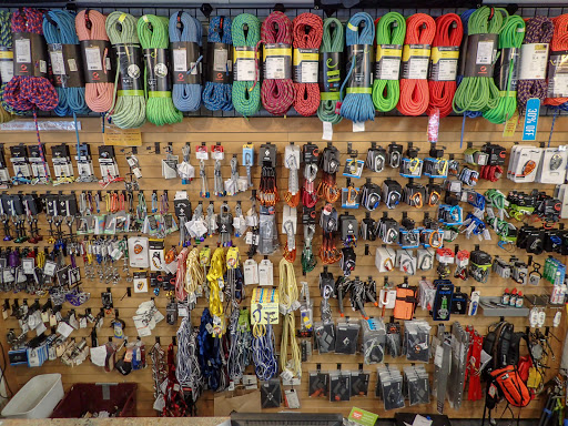 Outdoor Sports Store «Ascent Outdoors», reviews and photos, 5209 Ballard Ave NW, Seattle, WA 98107, USA