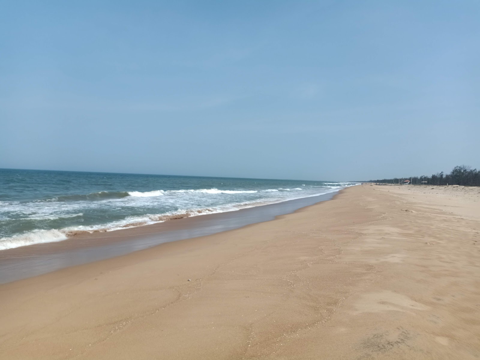 Fotografija Thummalapenta Beach z srednje stopnjo čistoče