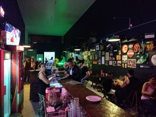 Logo da empresa - Ferro Velho Bar