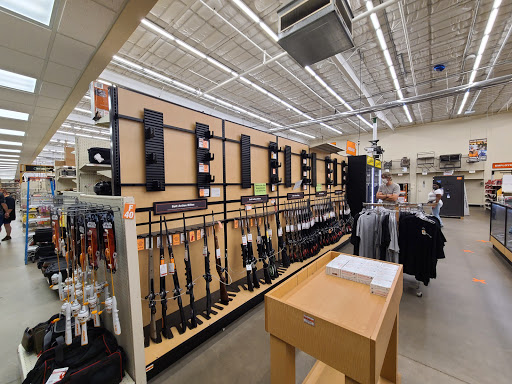 Department Store «Mills Fleet Farm», reviews and photos, 8400 Lakeland Ave N, Brooklyn Park, MN 55445, USA