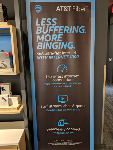 Cell Phone Store «AT&T», reviews and photos, 9100 N Central Expy #105, Dallas, TX 75231, USA