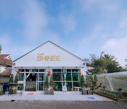 Shinee coffee shop & organic food photo