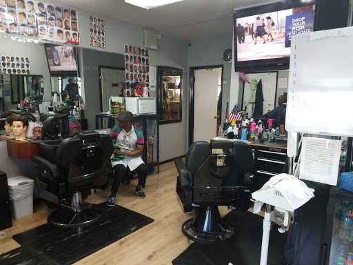 Barber Shop «St. Johns Barber Shop», reviews and photos, 22815 Pacific Hwy S, Des Moines, WA 98198, USA