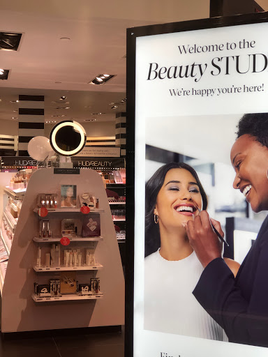 Cosmetics Store «SEPHORA», reviews and photos, 2800 Clarendon Blvd r550, Arlington, VA 22201, USA