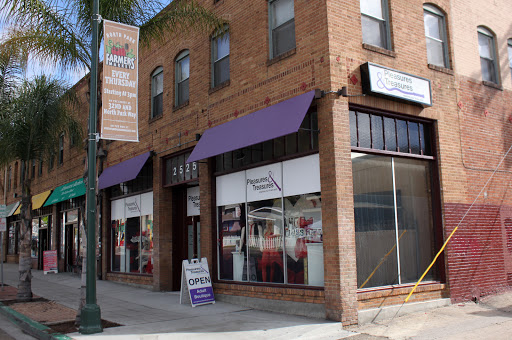 Pleasures & Treasures, 2525 University Ave, San Diego, CA 92104, USA, 