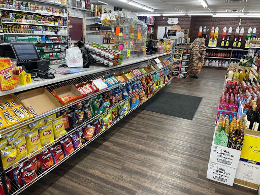 Liquor Store «Liquor Zone», reviews and photos, 3310 W Broadway, Louisville, KY 40211, USA