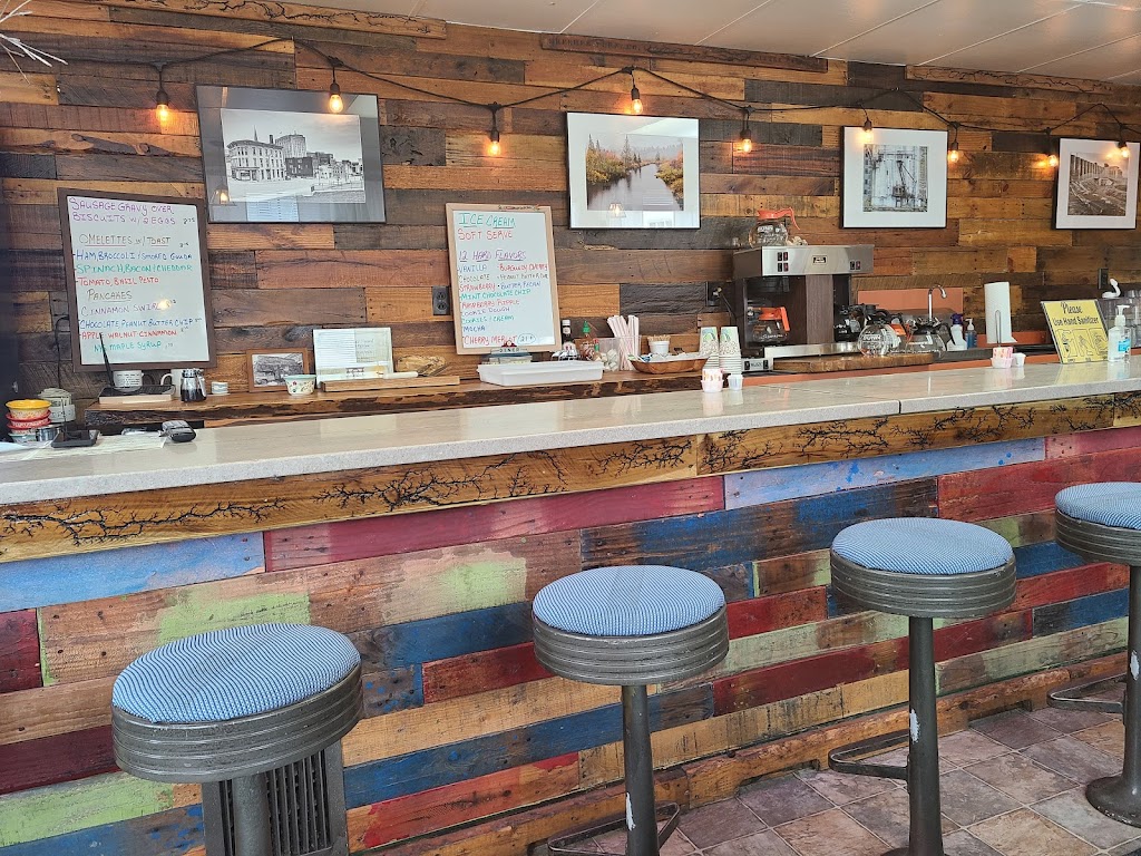 Travelodge Restaurant 13365