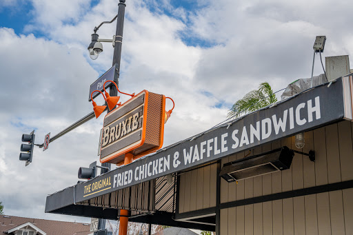 Bruxie image