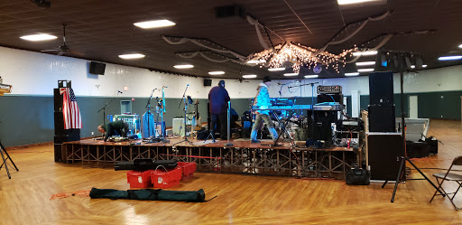 Bowling Alley «The Hardwoods Bowling and Banquet Center», reviews and photos, 1091 E Center St, Ithaca, MI 48847, USA