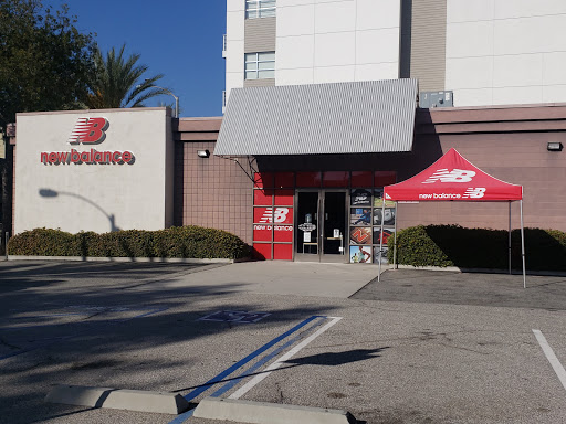 Shoe Store «New Balance», reviews and photos, 270 S Arroyo Pkwy, Pasadena, CA 91105, USA