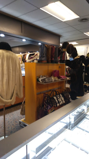 Jewelry Store «American Jewelry & Loan - Detroit», reviews and photos, 20450 Greenfield Rd, Detroit, MI 48235, USA