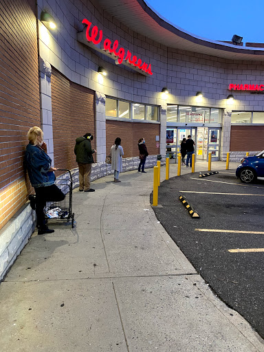 Drug Store «Walgreens», reviews and photos, 10425 Queens Blvd, Forest Hills, NY 11375, USA