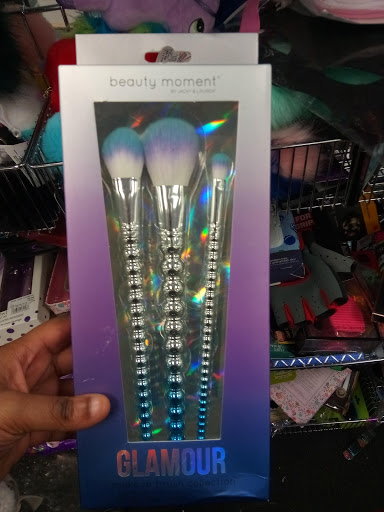 Clothing Store «Citi Trends», reviews and photos, 27525 Michigan Ave, Inkster, MI 48141, USA