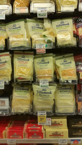 Grocery Store «Safeway», reviews and photos, 2525 SE Tualatin Valley Hwy, Hillsboro, OR 97123, USA