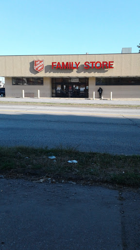 The Salvation Army Family Store & Donation Center, 701 19th Ave, Moline, IL 61265, Thrift Store