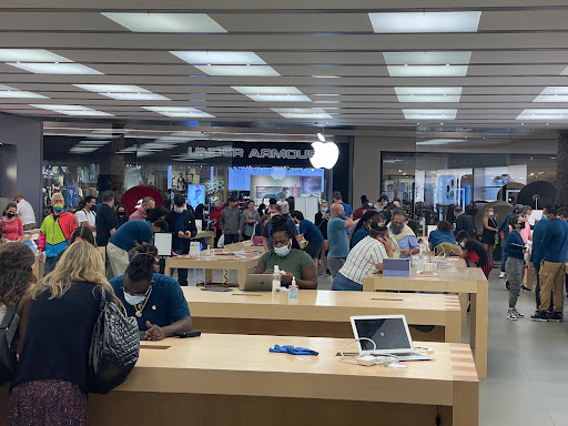 Computer Store «Apple Millenia», reviews and photos, 4200 Conroy Rd, Orlando, FL 32839, USA