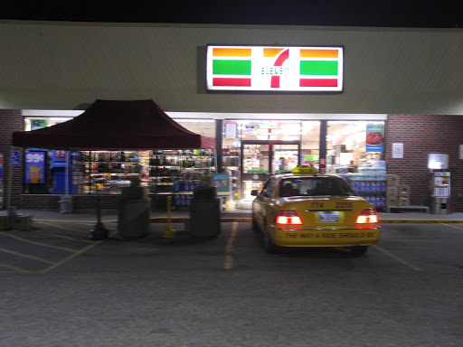 Convenience Store «7-Eleven», reviews and photos, 704 Congress St, Portland, ME 04102, USA