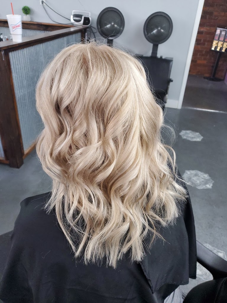 Southern Roots Salon Moulton, AL 35650 Services and Reviews