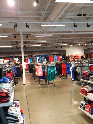 Sporting Goods Store «Nike Factory Store», reviews and photos, 2200 Petaluma Blvd N #100, Petaluma, CA 94952, USA