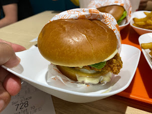 Photo n°109 de Popeyes - République à Paris ()