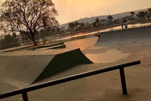 Pista De Skate Sete Lagoas image