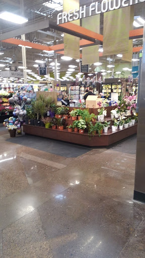 Grocery Store «Fred Meyer», reviews and photos, 2500 Santiam Hwy SE, Albany, OR 97322, USA