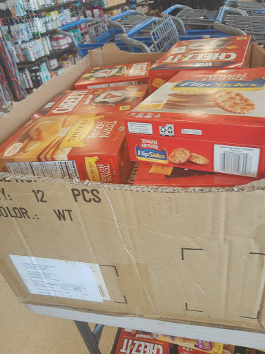 Clothing Store «Rugged Wearhouse», reviews and photos, 6096 Rose Hill Dr, Alexandria, VA 22310, USA