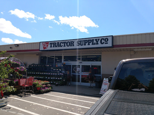 Home Improvement Store «Tractor Supply Co.», reviews and photos, 1111 Halstead Blvd, Elizabeth City, NC 27909, USA