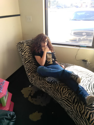 Beauty Salon «Jamie Kinz Family Hair Salon», reviews and photos, 301 N Main St, Noble, OK 73068, USA