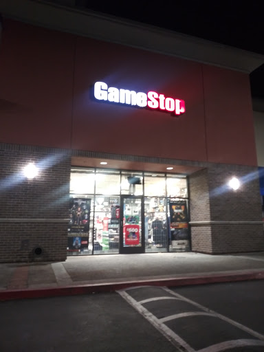 GameStop, 10333 Magnolia Ave, Riverside, CA 92505, USA, 