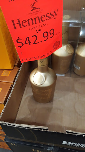 Liquor Store «Chambers Wine and Liquor», reviews and photos, 15260 E Iliff Ave, Aurora, CO 80014, USA