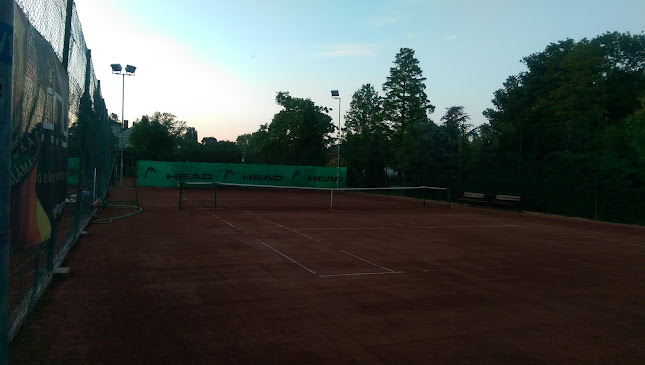 Értékelések erről a helyről: Teniszpálya, Balatonalmádi - Sportpálya