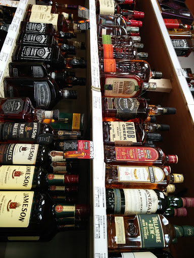 Liquor Store «Fairfield Wine & Liquor», reviews and photos, 296 Fairfield Ave, Waterbury, CT 06708, USA