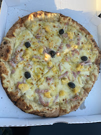 Plats et boissons du Pizzas à emporter Aujourd'hui Pizza à Aimargues - n°11