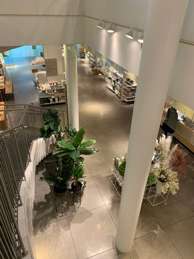 Furniture Store «Crate and Barrel», reviews and photos, 125 Westchester Ave, White Plains, NY 10601, USA