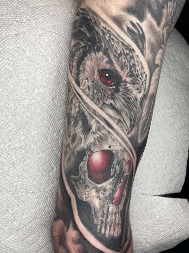 Explore overthinking tattoo ideas, creative tattoo ideas in Lakeview, available at Backwoods Tattoo Studio