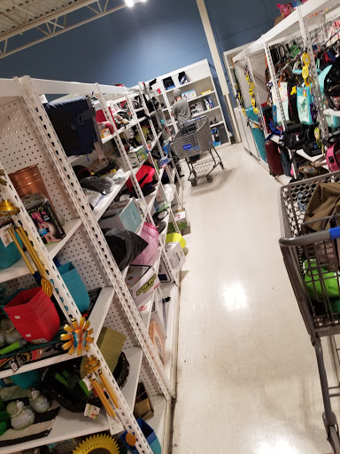 Thrift Store «Goodwill - Elk River», reviews and photos