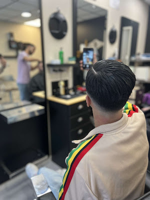 K.R barber à Eysines
