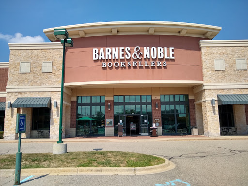 Book Store «Barnes & Noble», reviews and photos, 9605 Village Pl Blvd, Brighton, MI 48116, USA
